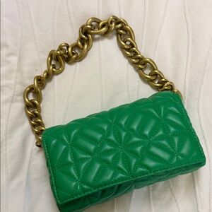 Green Quilted Chain Shoulder Bag